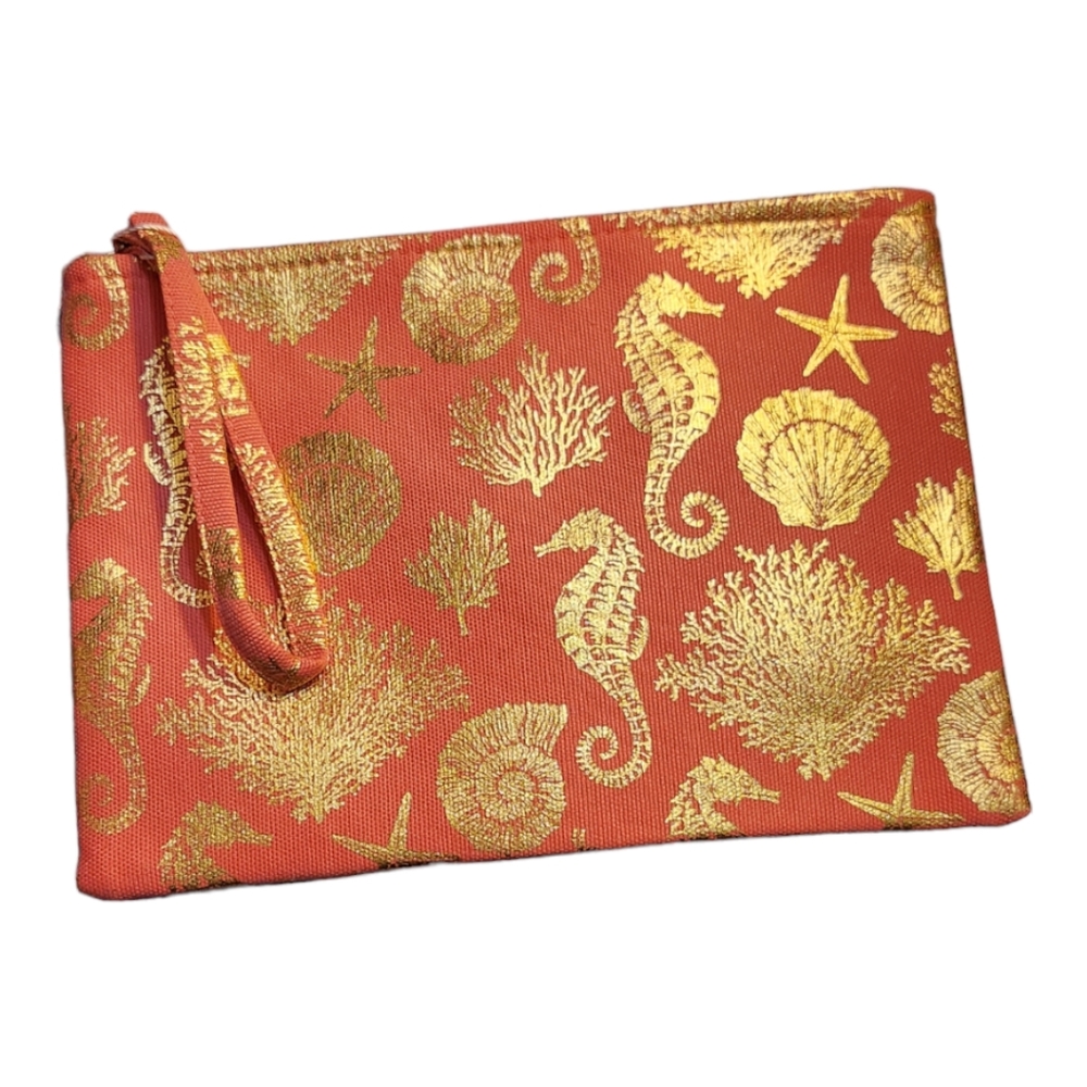 Seaside wristlet pouch